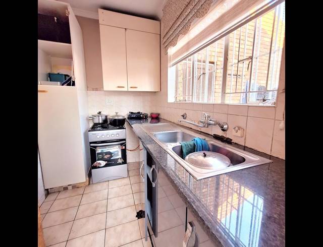 4 BEDROOM TOWNHOUSE FOR SALE IN BIRCHLEIGH